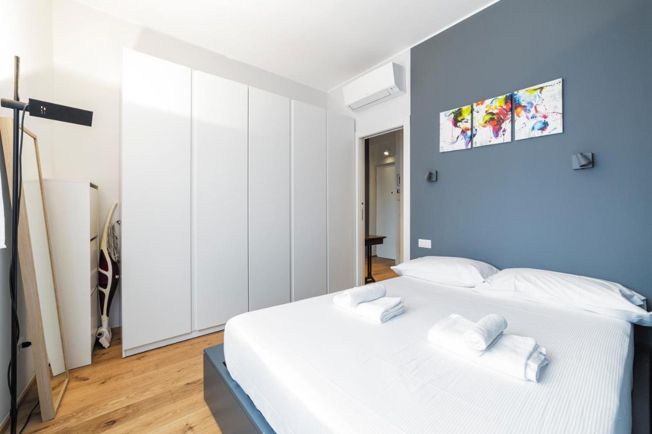 Citta Studi Functional Flat Apartment